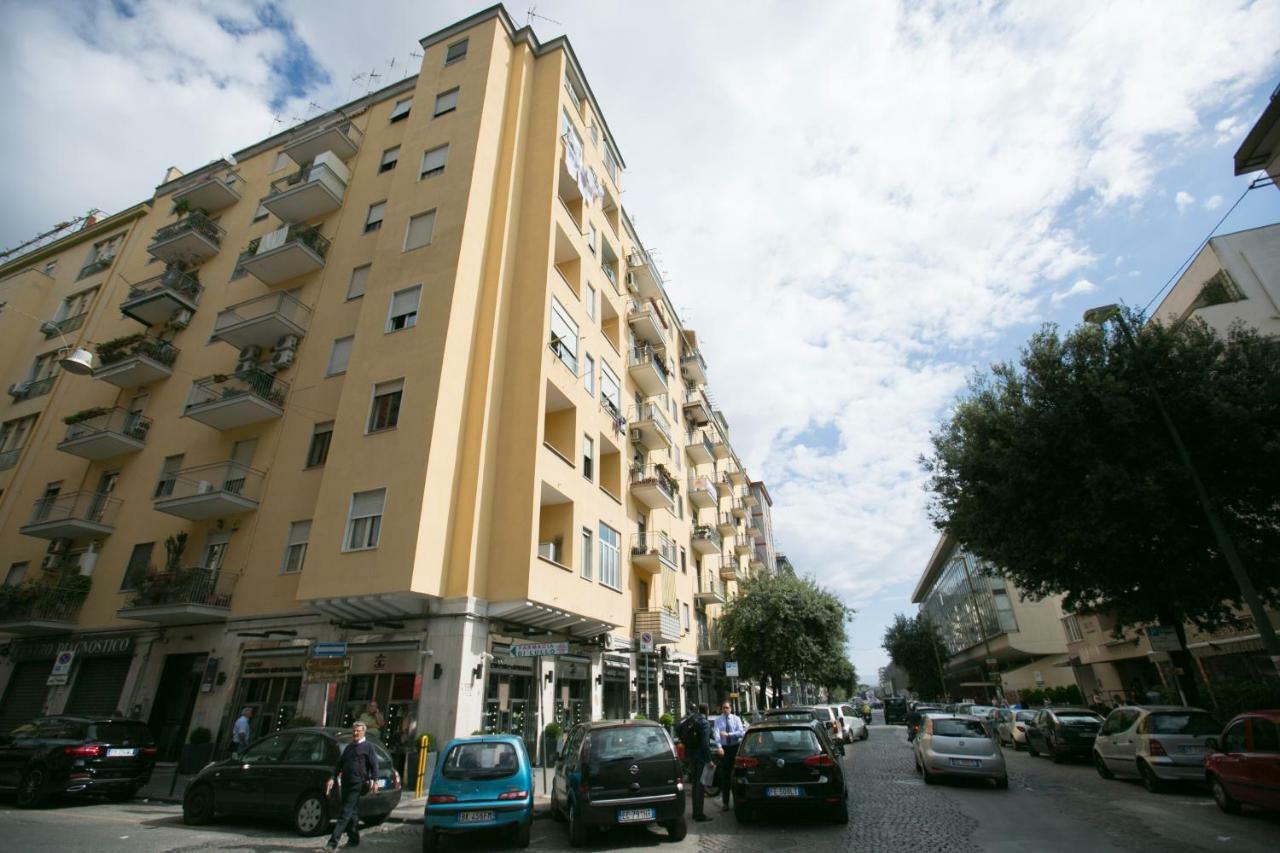 Benvenuti Al Sud Naples Nápoles Exterior foto